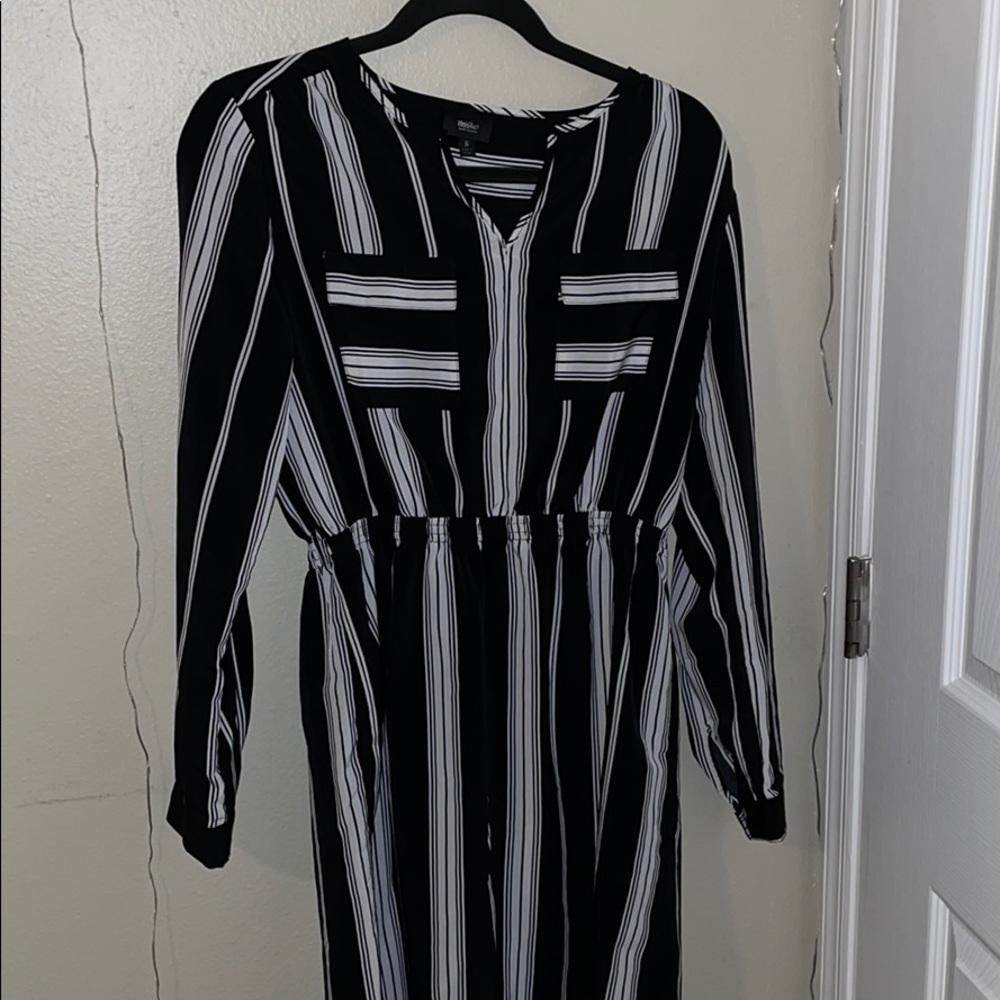 Striped black and white dress